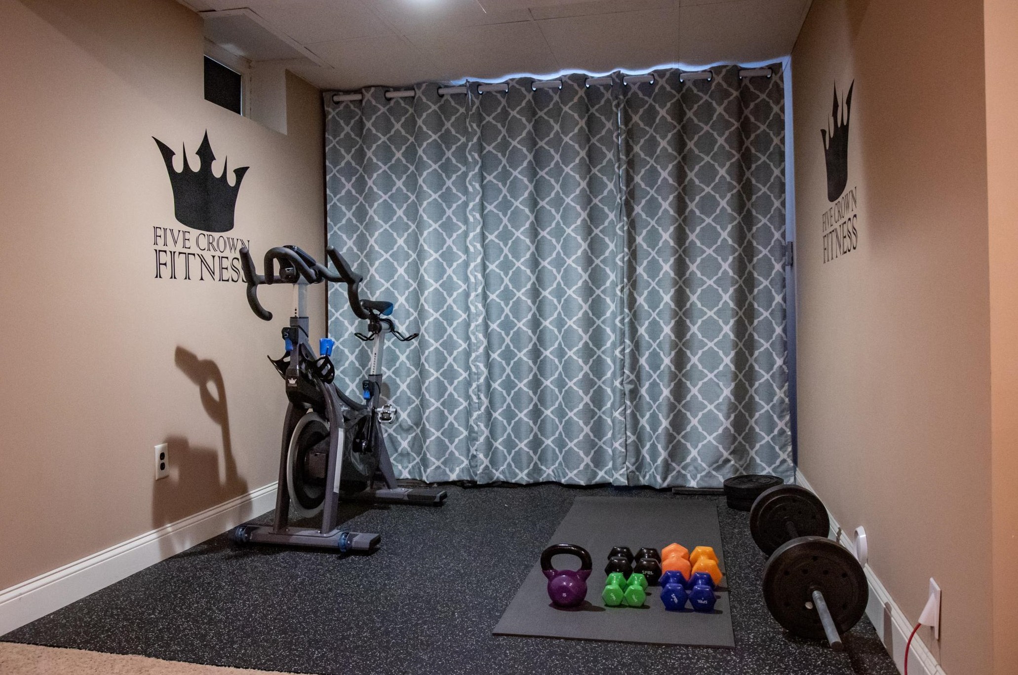 9850 Cromwell Dr, Edina MN  55347-2945 exterior