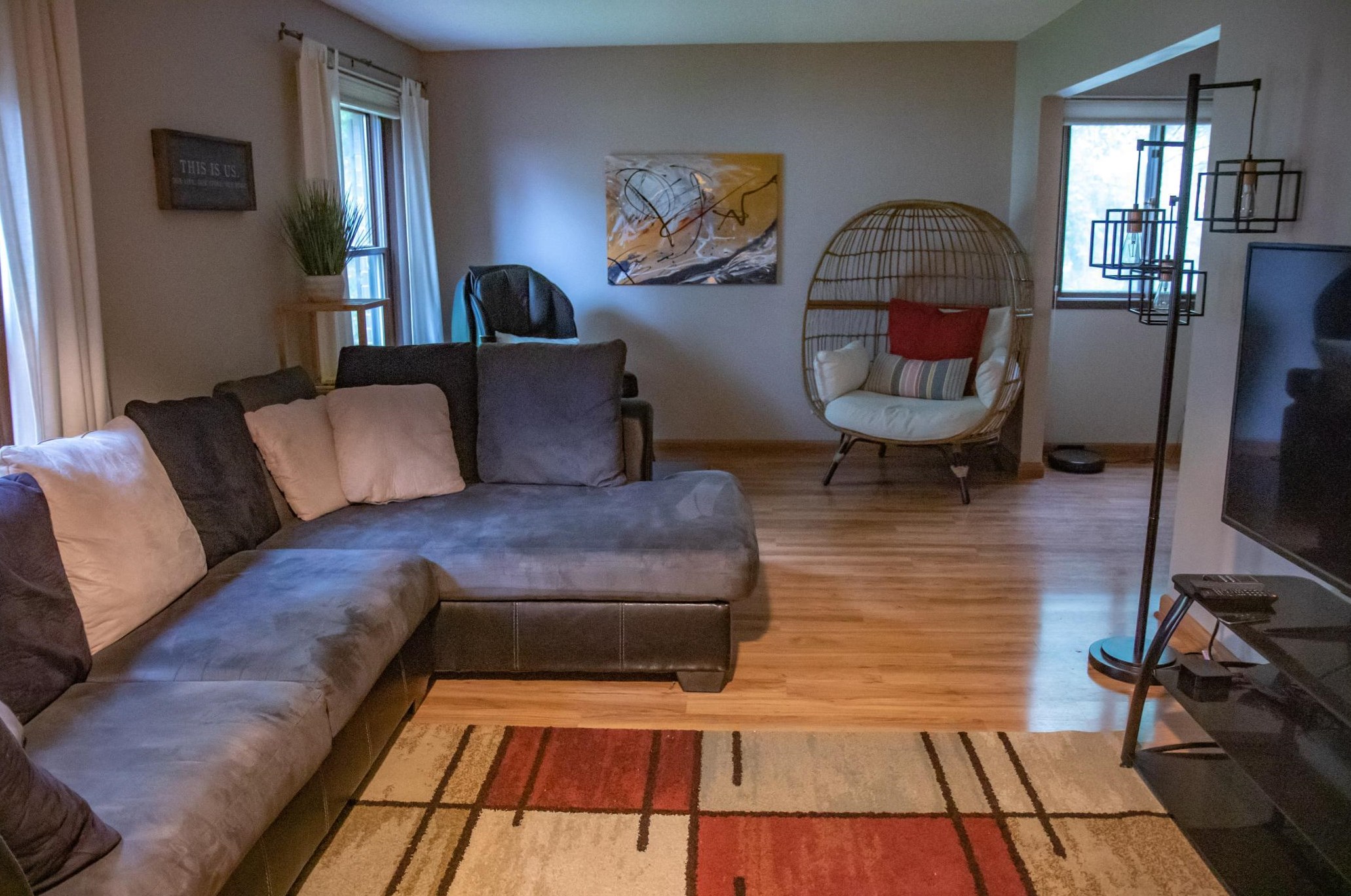 9850 Cromwell Dr, Edina MN  55347-2945 exterior