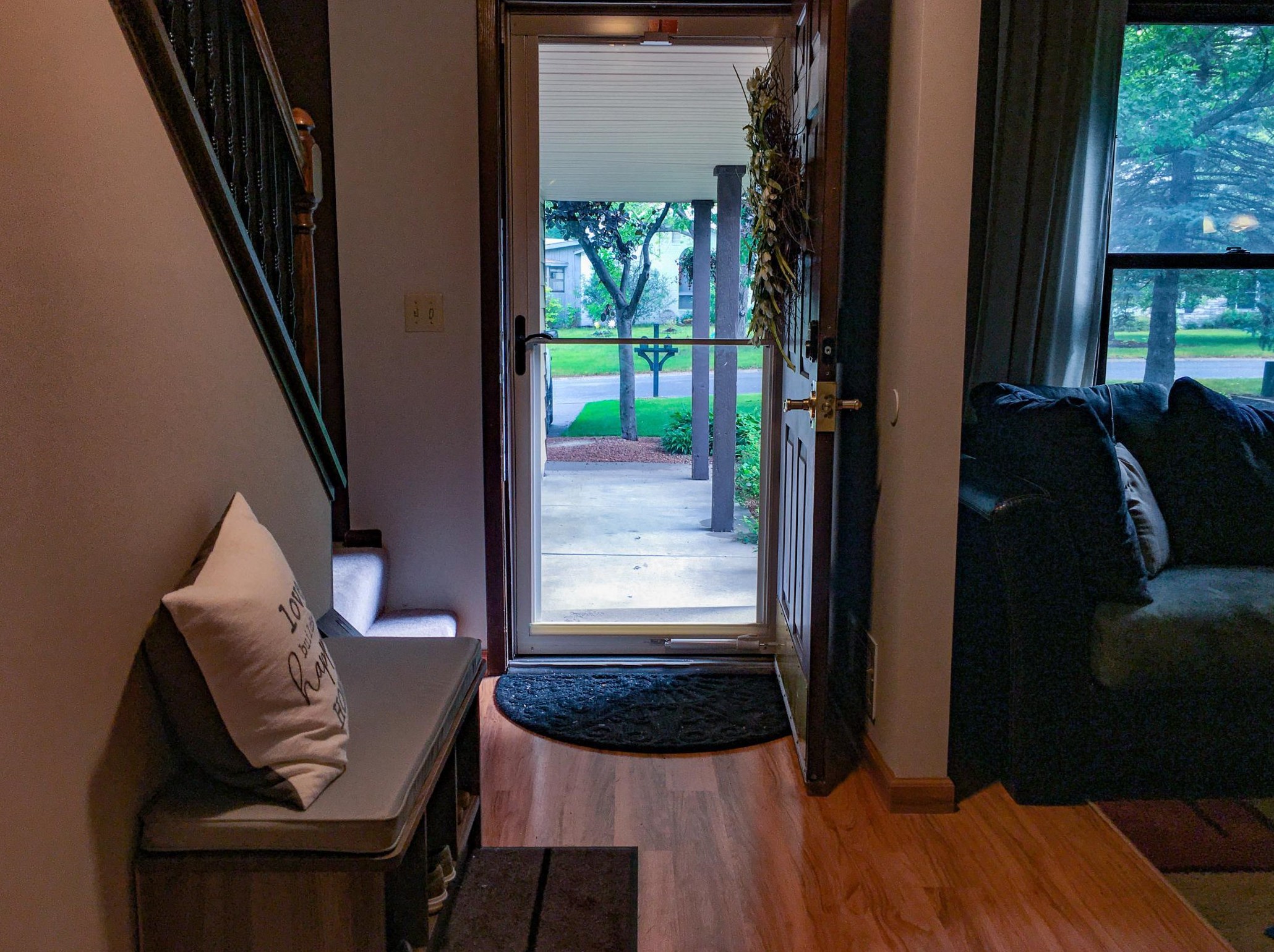 9850 Cromwell Dr, Edina MN  55347-2945 exterior