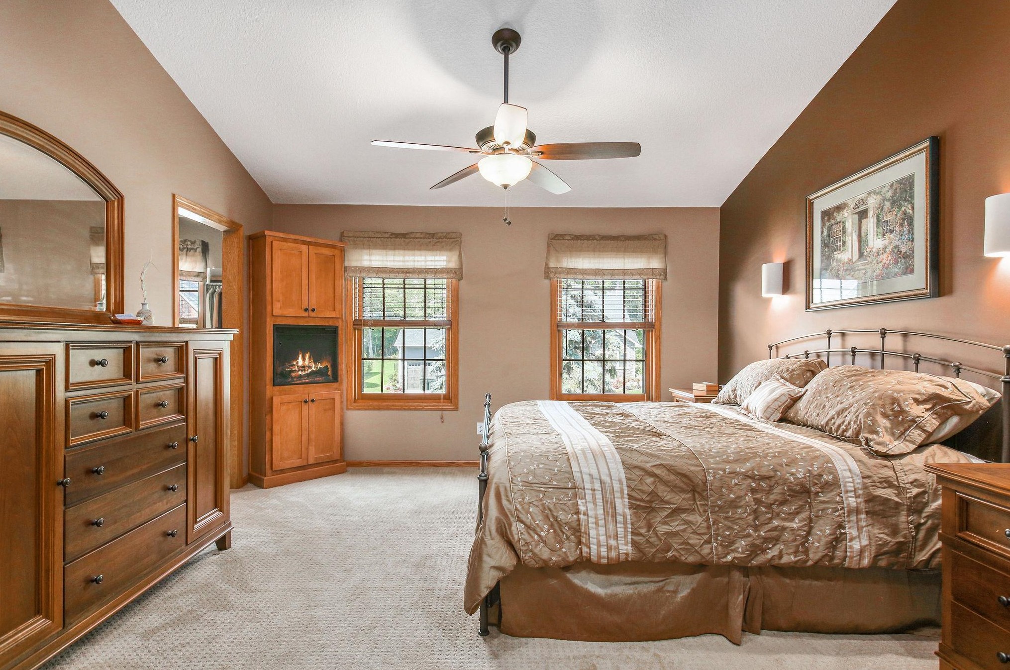 3214 Red Oak Dr, Saint Paul MN  55121-2336 exterior