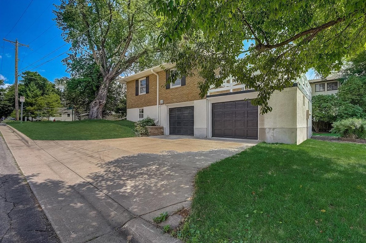 529 Otis Ave, Saint Paul MN  55104-4952 exterior