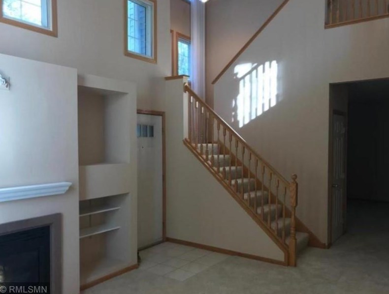 14378 Raymond Ln, Edina MN  55347-4175 exterior