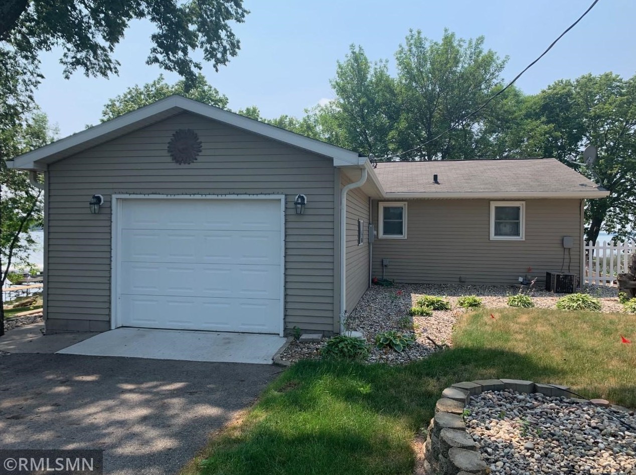 5960 165th St, Atwater MN  56209-9424 exterior