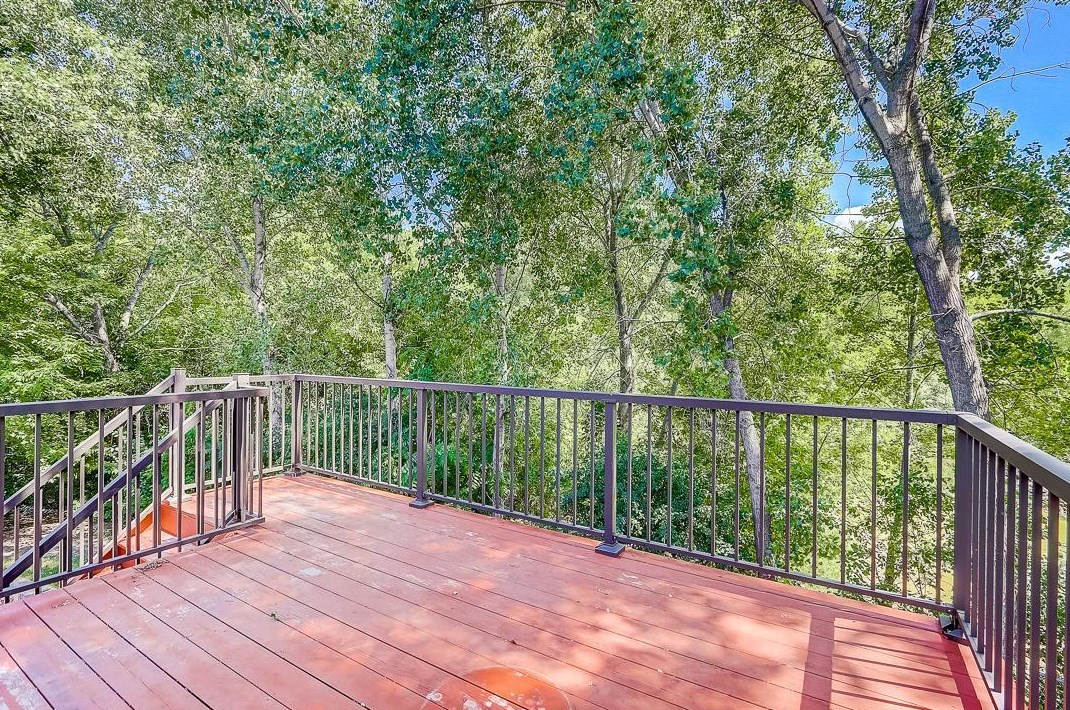 2164 Mcafee Cir, Saint Paul MN  55109-2511 exterior