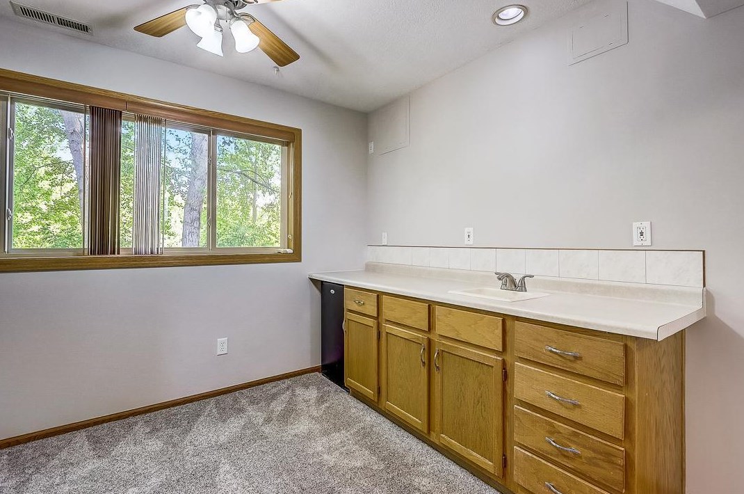 2164 Mcafee Cir, Saint Paul MN  55109-2511 exterior