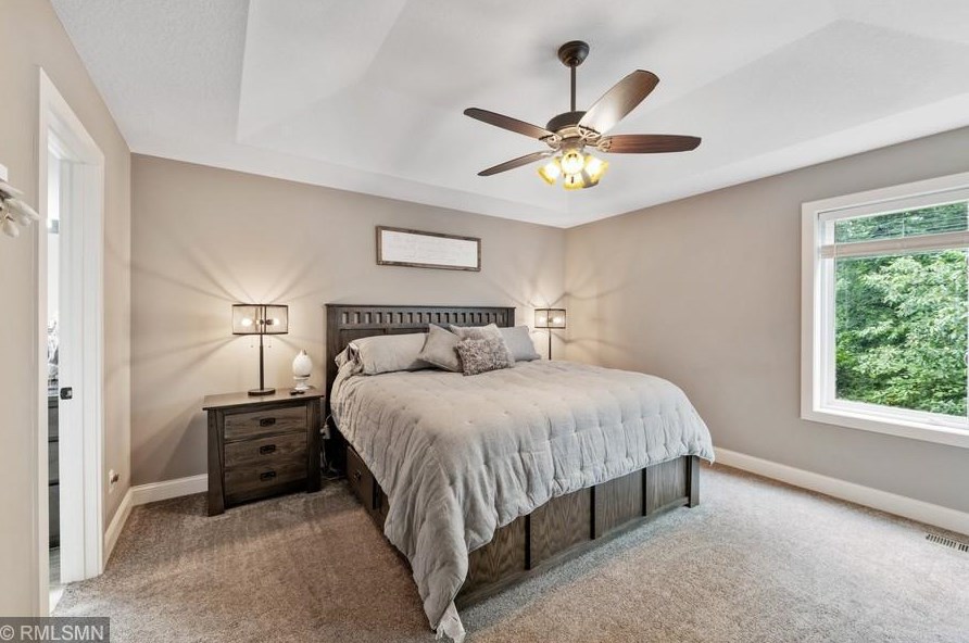 3250 Riverbank Dr, Isanti MN  55040-4336 exterior