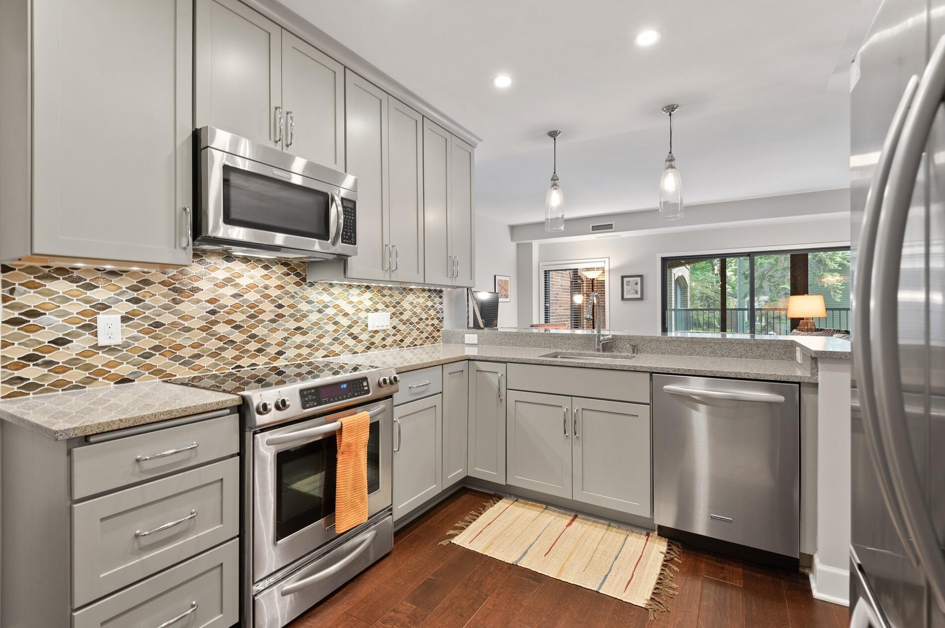 1235 Yale Pl #101, Minneapolis, MN 55403