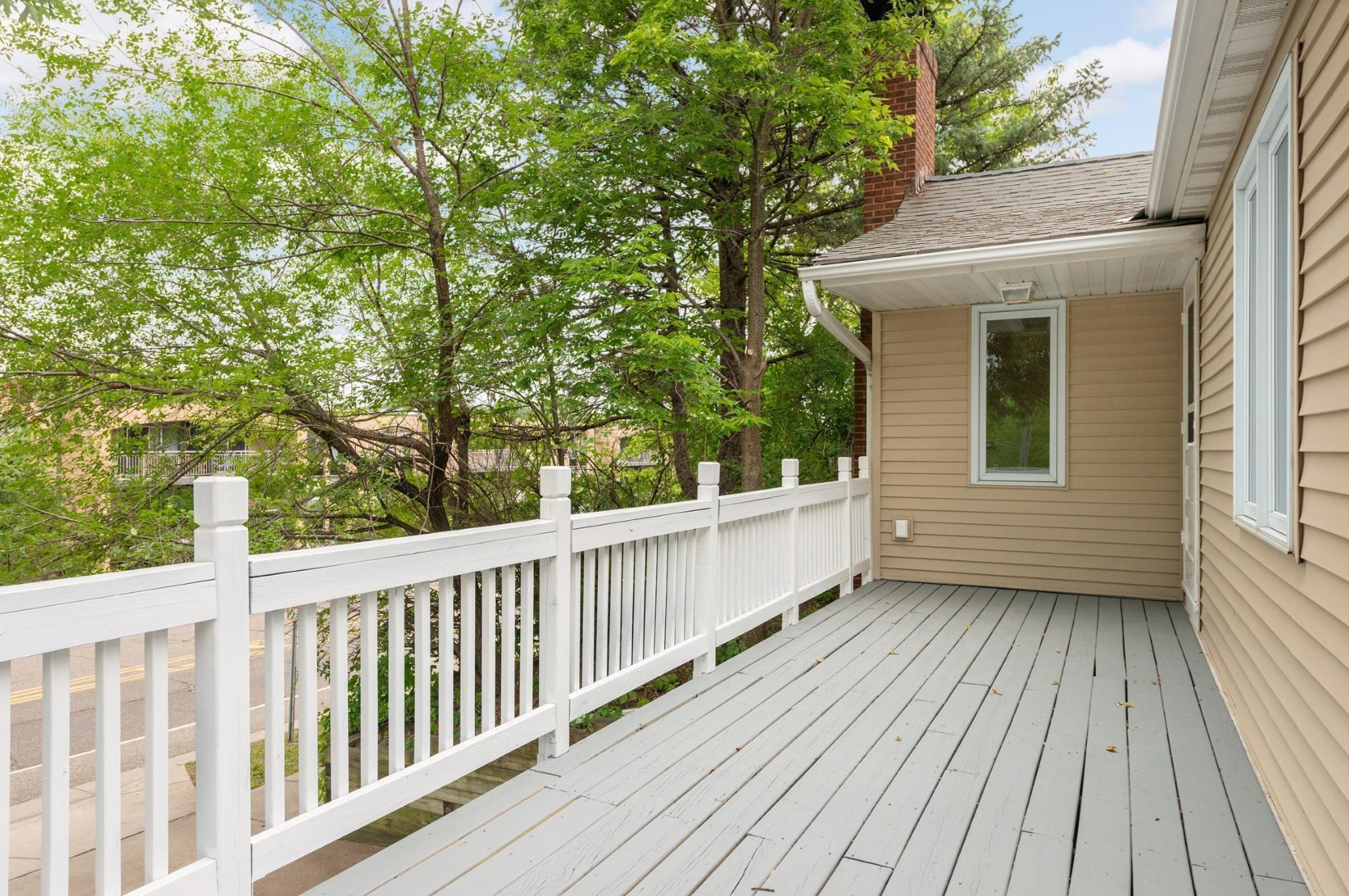 362 Lexington Pkwy, Saint Paul MN  55105-2963 exterior