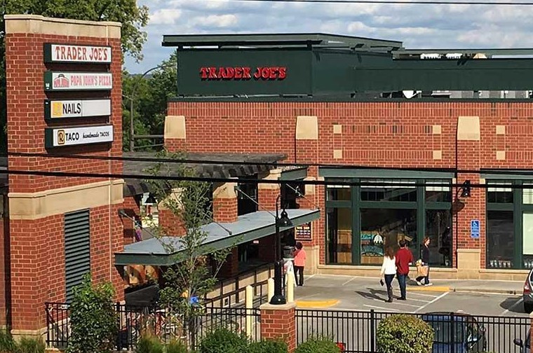 362 Lexington Pkwy, Saint Paul MN  55105-2963 exterior