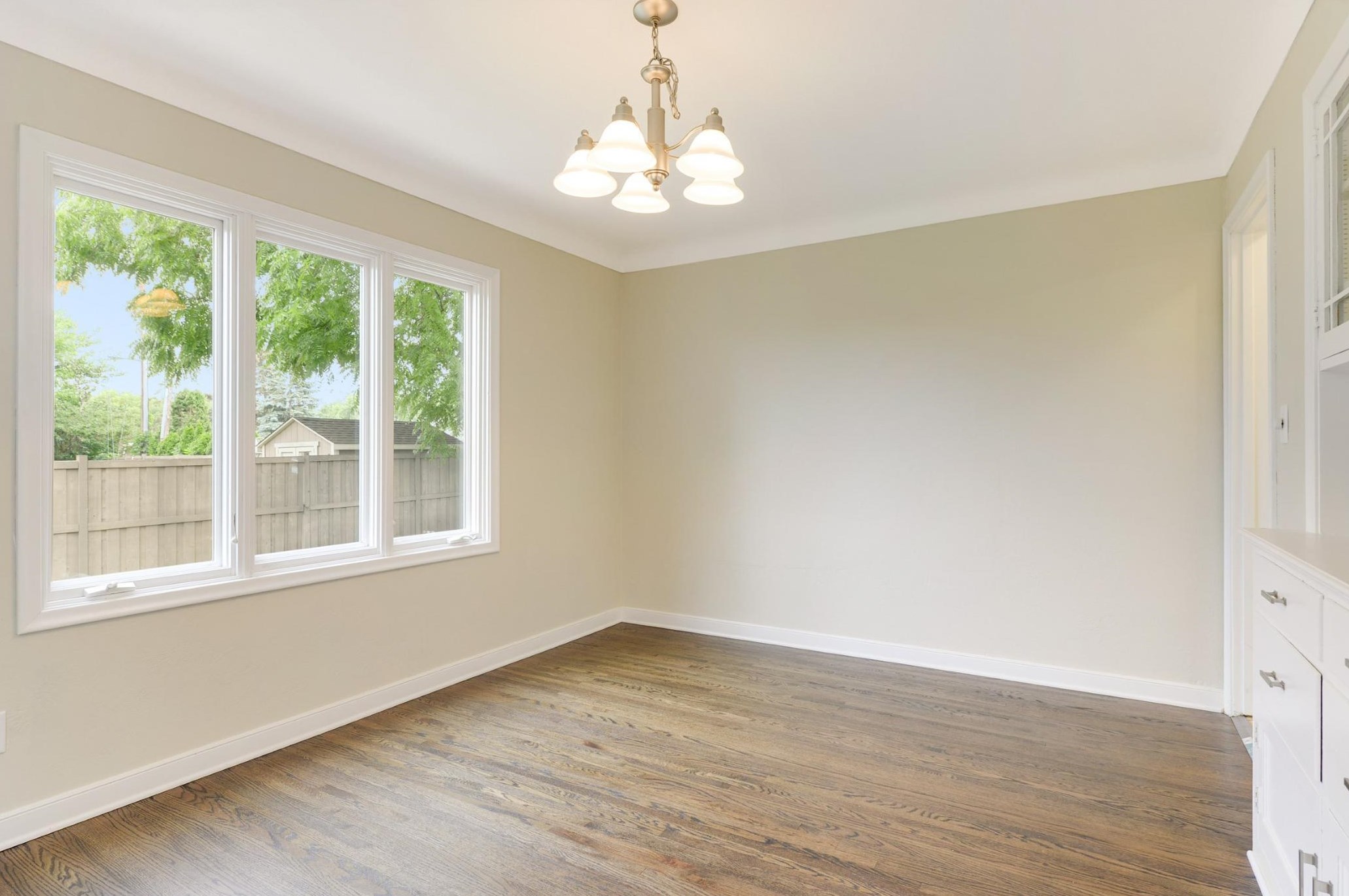 362 Lexington Pkwy, Saint Paul MN  55105-2963 exterior