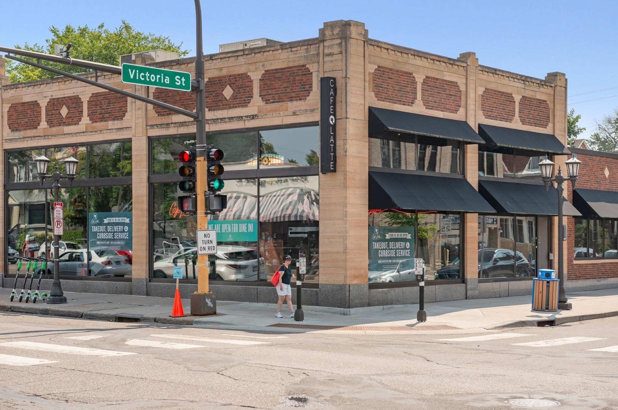 362 Lexington Pkwy, Saint Paul MN  55105-2963 exterior