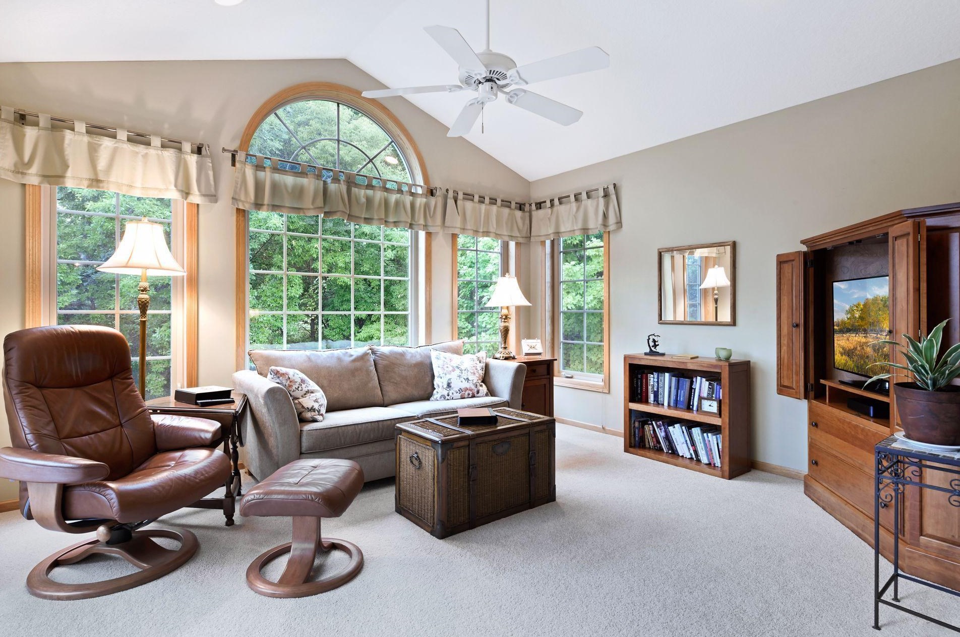 13696 Fenwick Cir, Edina MN 55346-3008 exterior