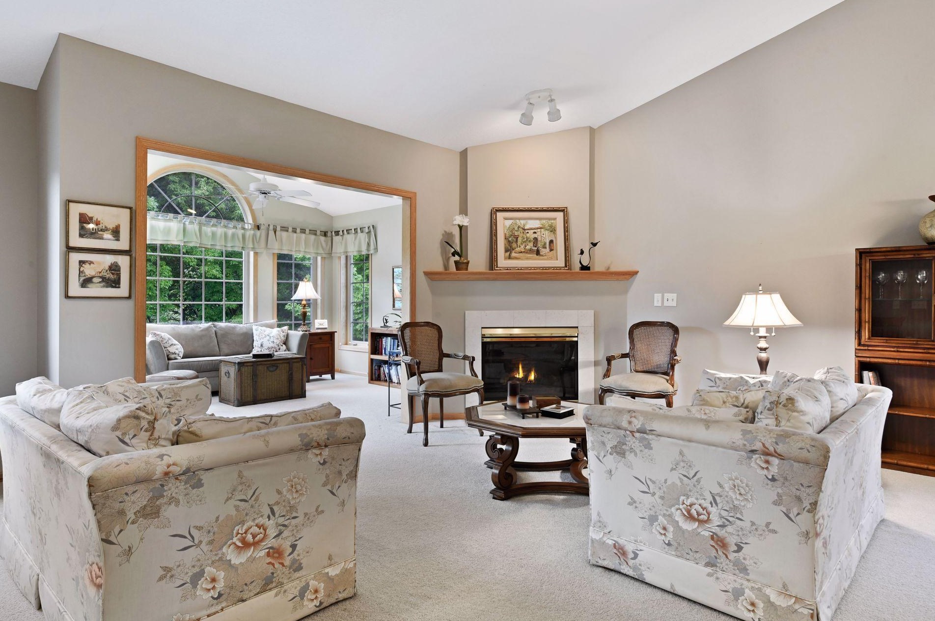 13696 Fenwick Cir, Edina MN 55346-3008 exterior