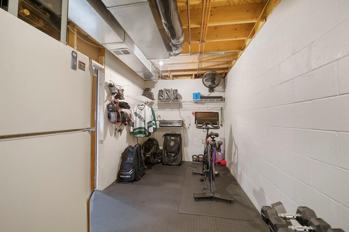 7190 Joliet Ave, Cottage Grove MN  55016-3624 exterior