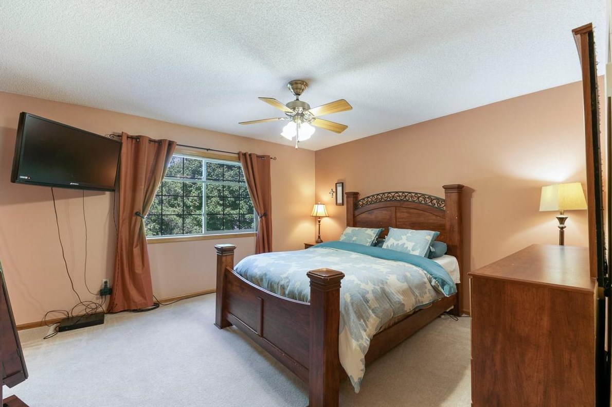 7190 Joliet Ave, Cottage Grove MN  55016-3624 exterior