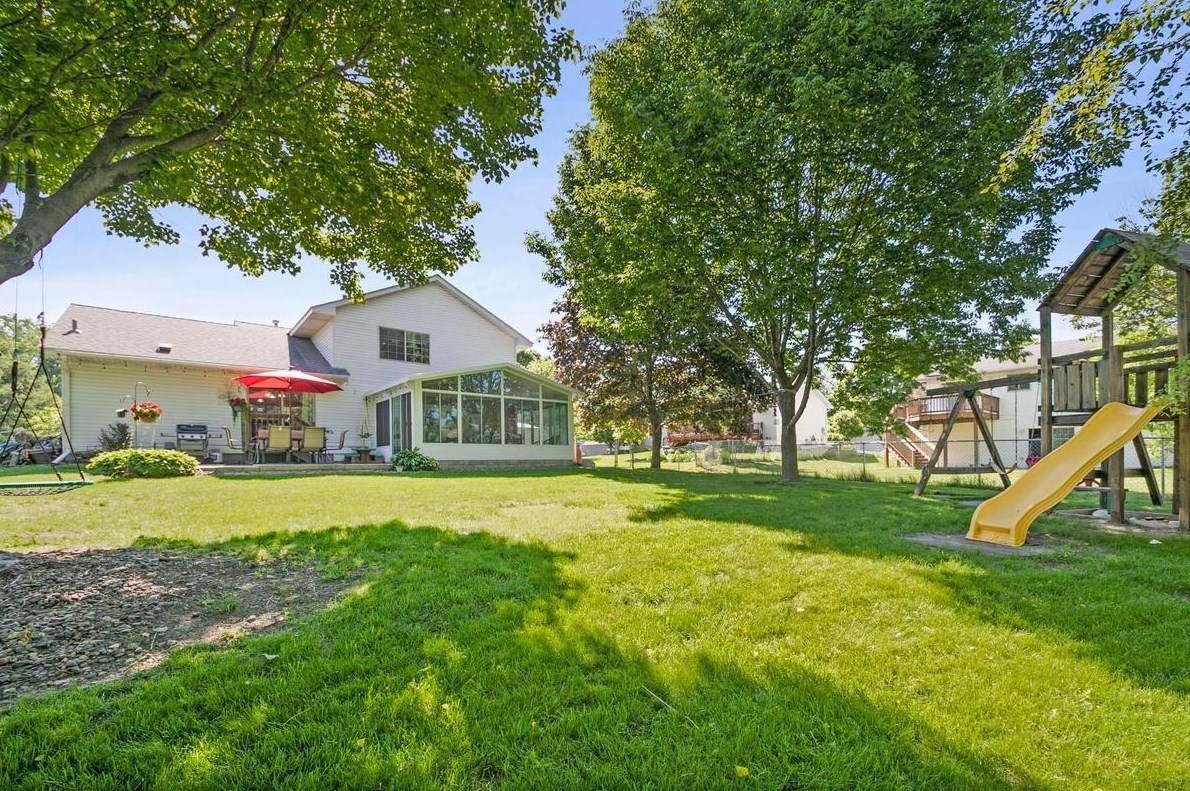 7190 Joliet Ave, Cottage Grove MN  55016-3624 exterior