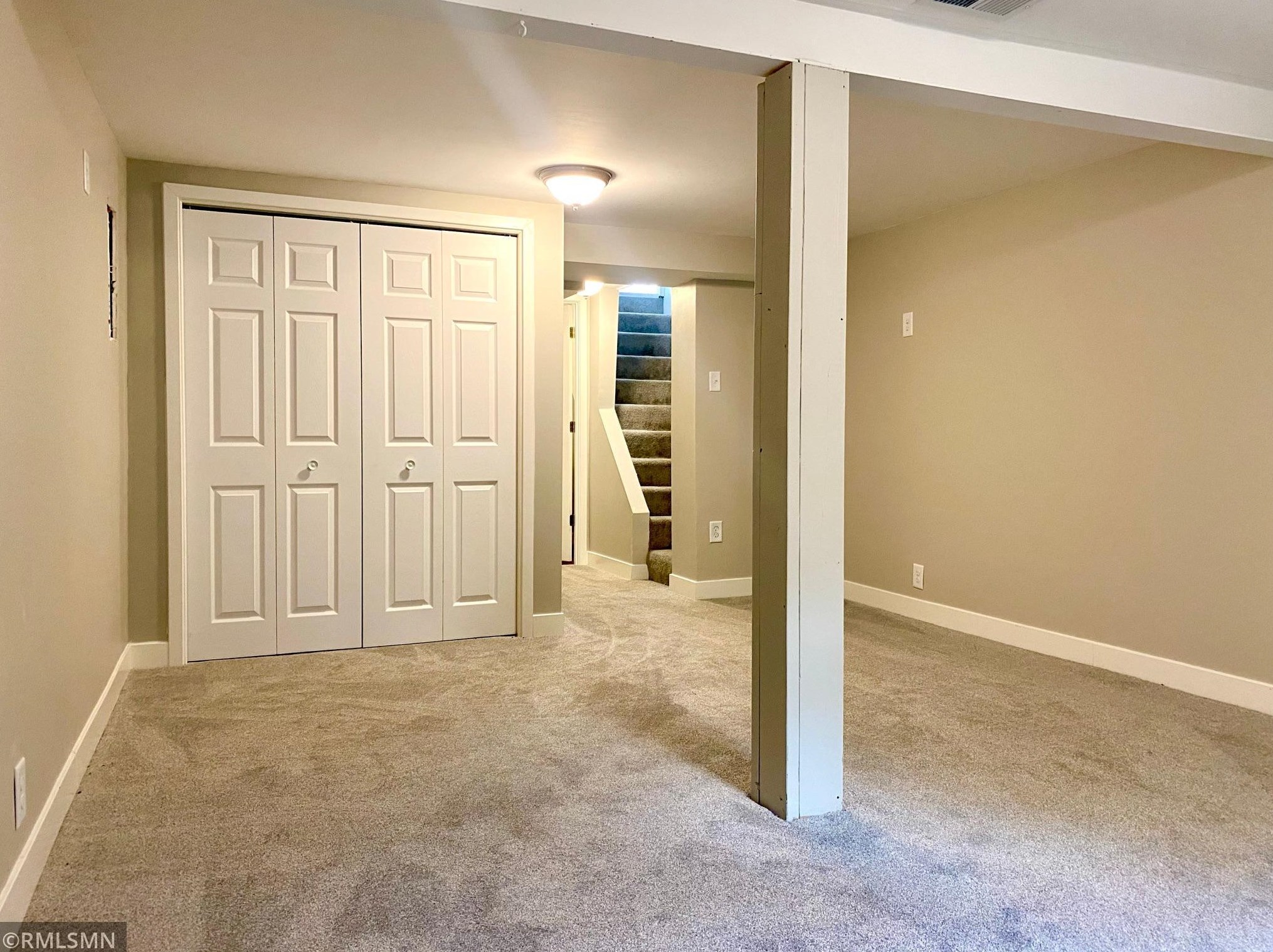 3026 Victoria St, Saint Paul MN  55113-1934 exterior