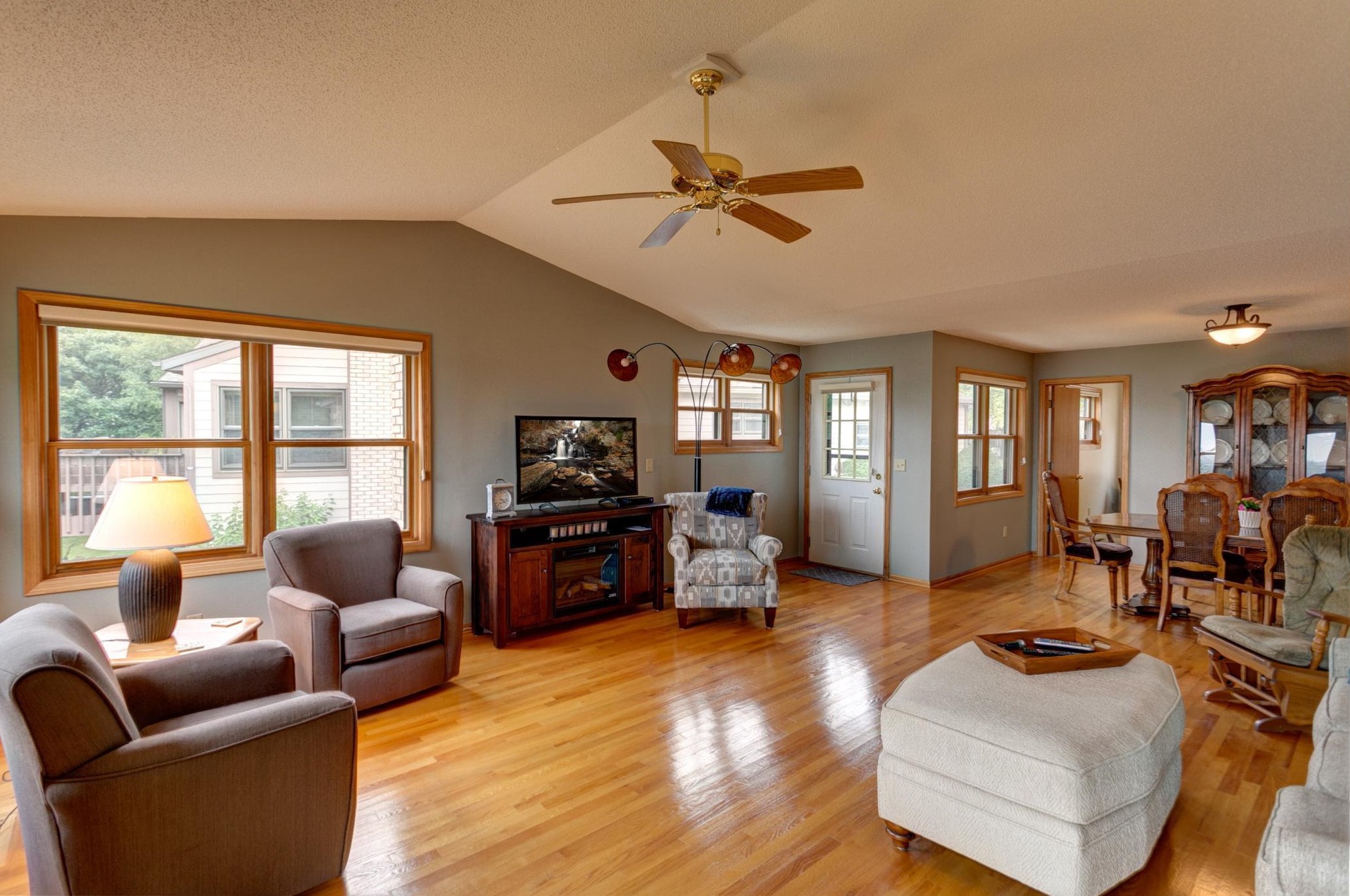 73 Conner Cir, Rochester MN 55902-0800 exterior