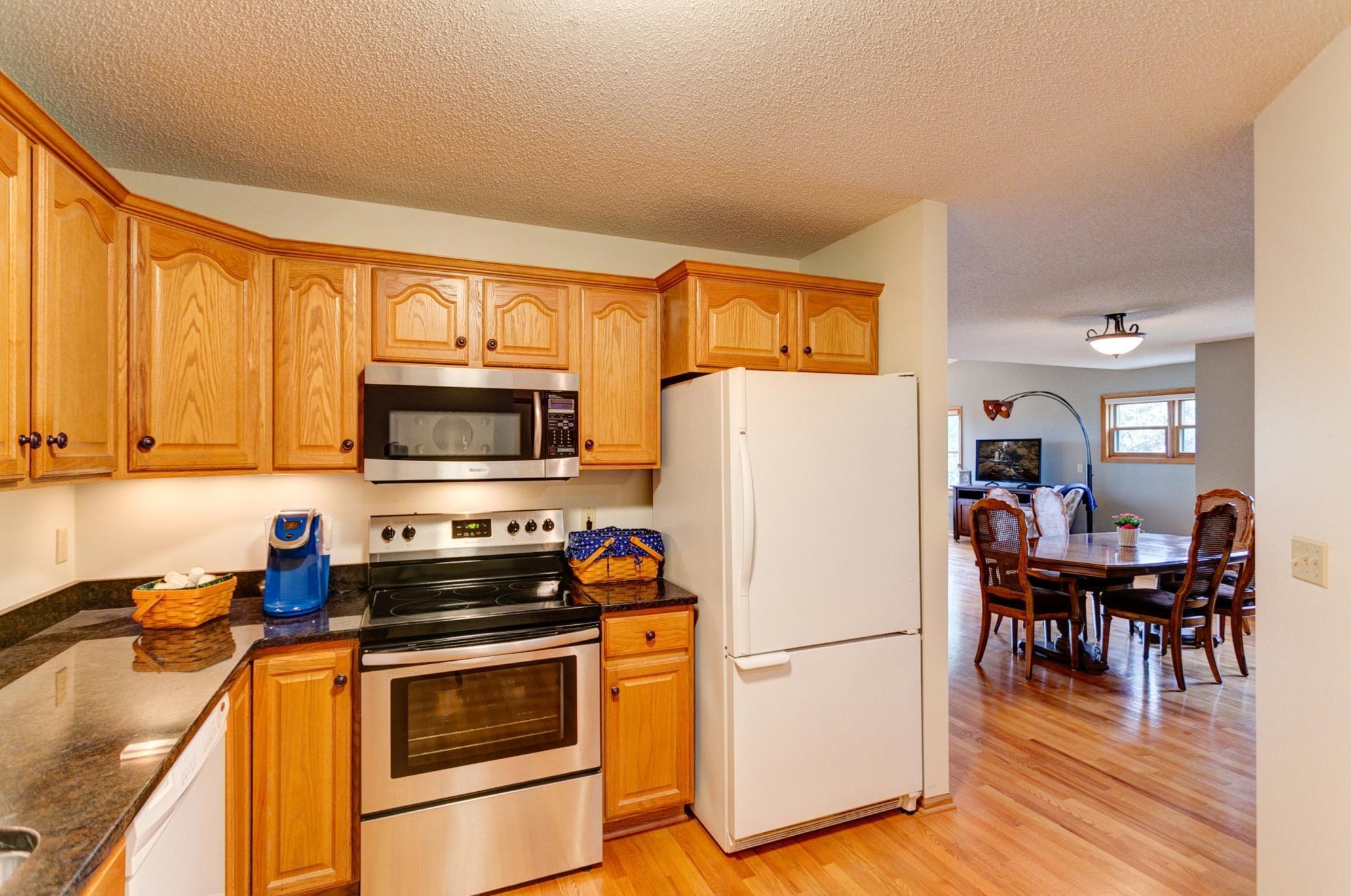 73 Conner Cir, Rochester MN 55902-0800 exterior