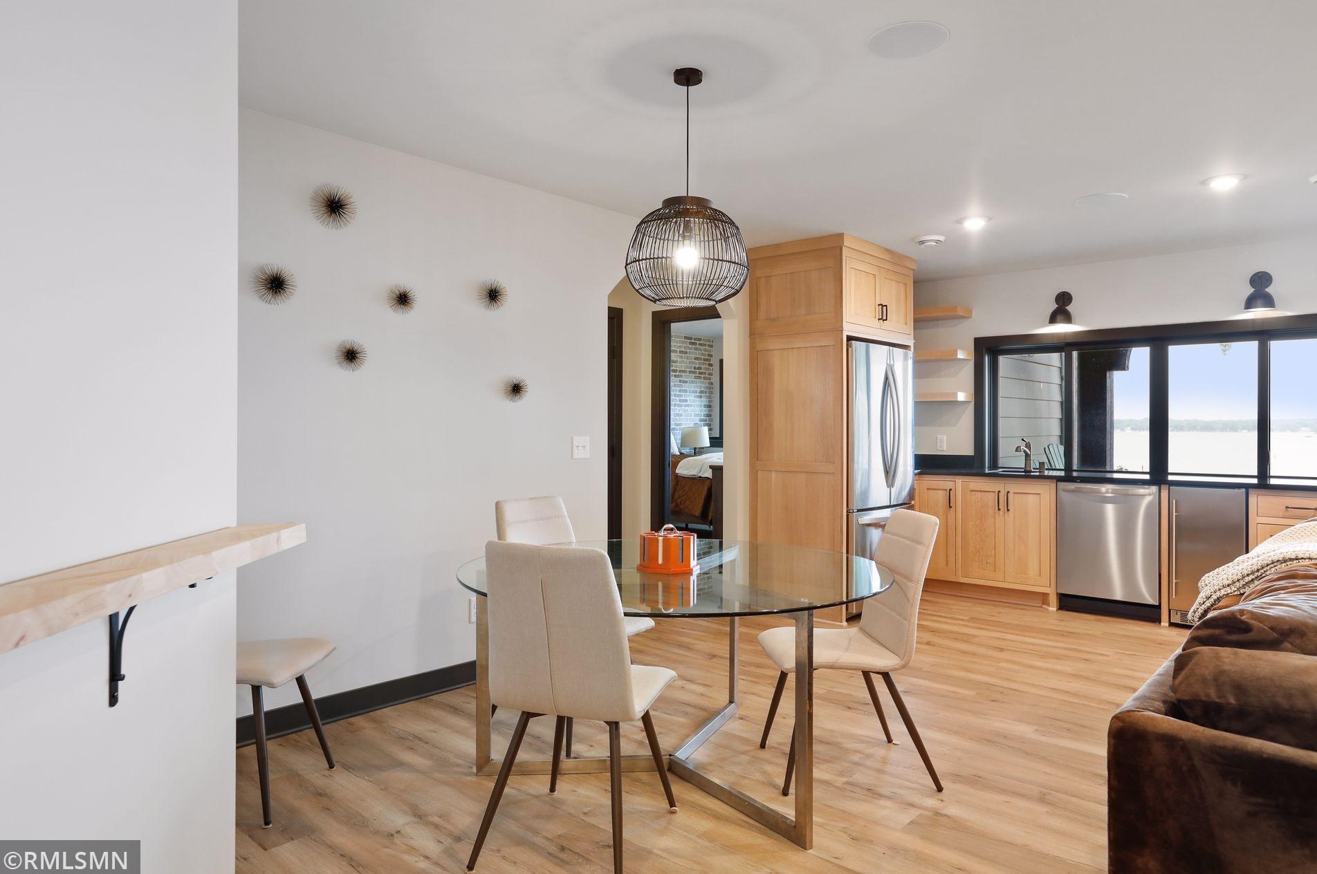 165 Mound Ave, Orono MN  55331-8572 exterior