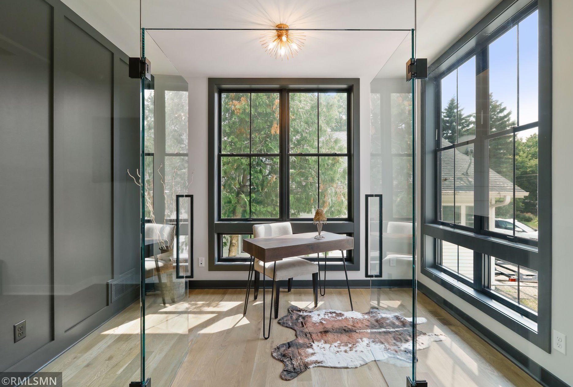 165 Mound Ave, Orono MN  55331-8572 exterior