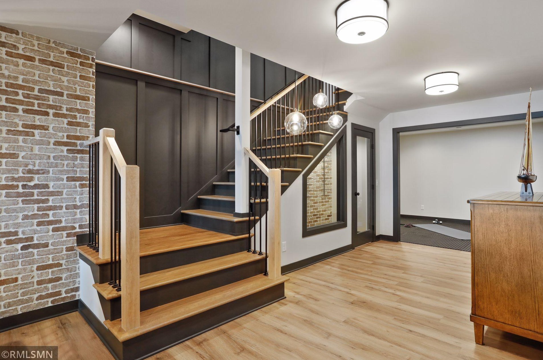 165 Mound Ave, Orono MN  55331-8572 exterior