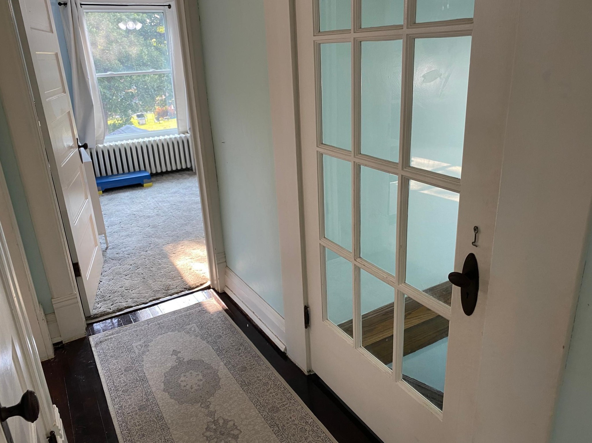 403 Vine Ave, Oakland MN  56007-4453 exterior