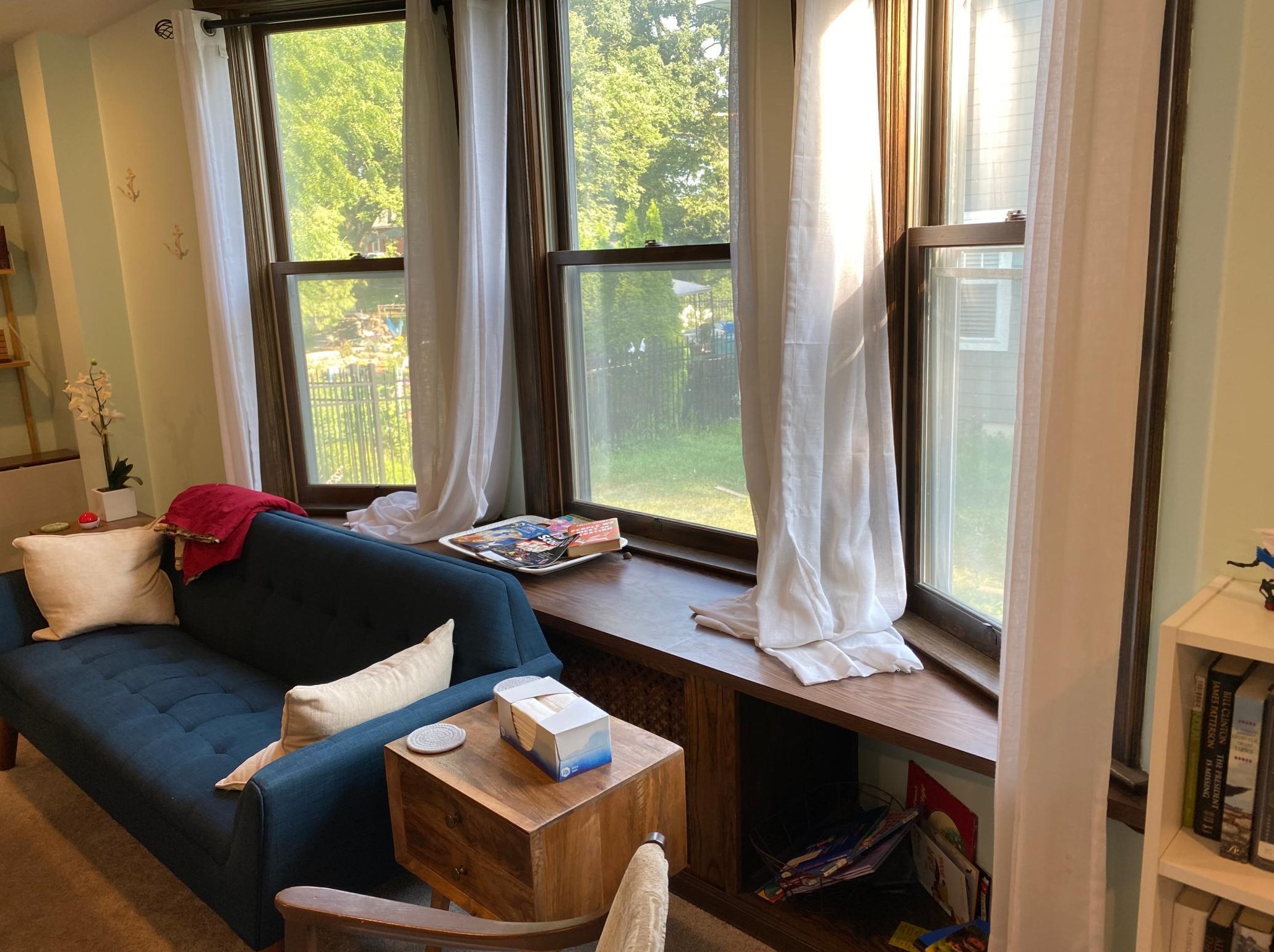 403 Vine Ave, Oakland MN  56007-4453 exterior