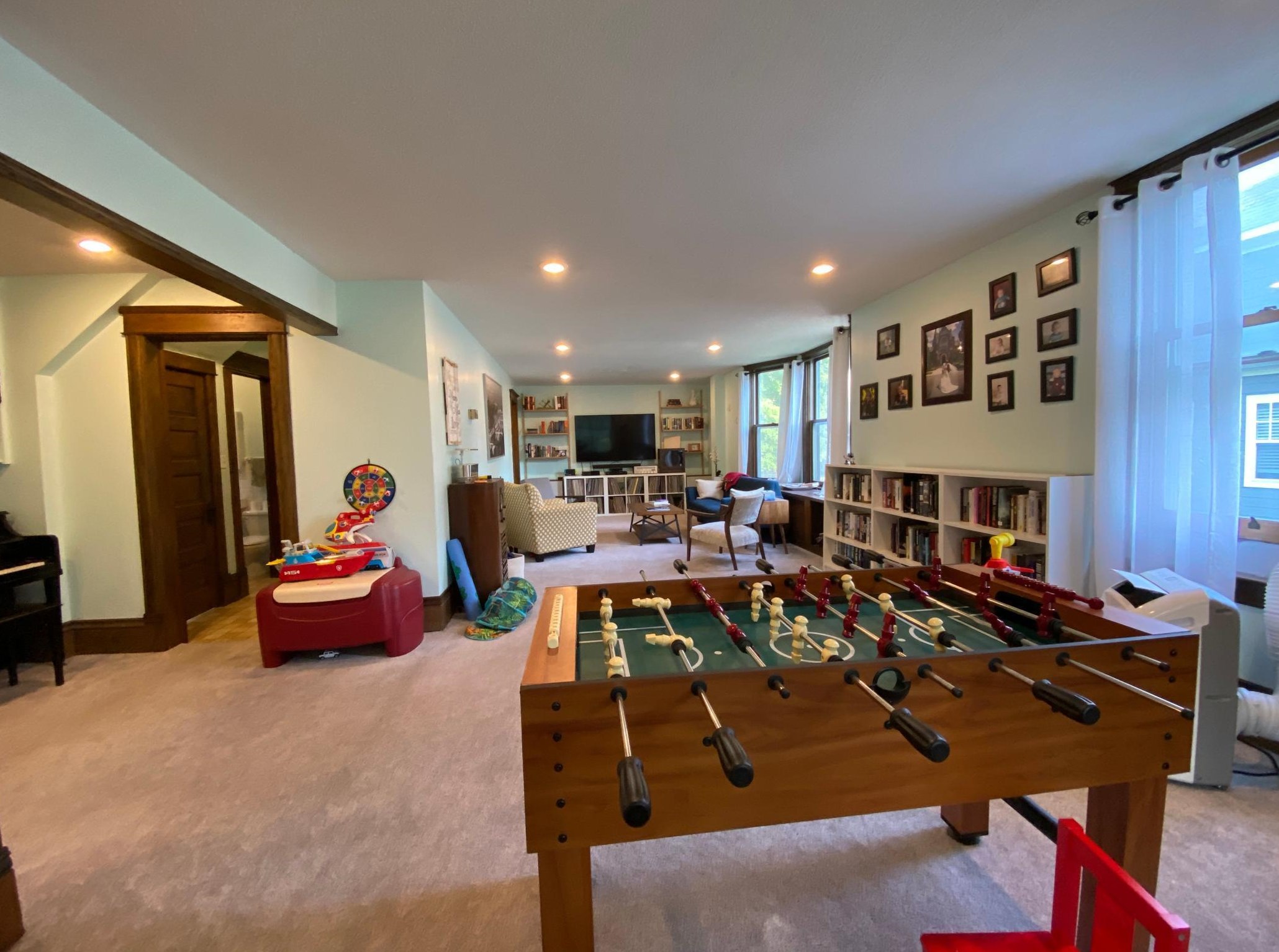 403 Vine Ave, Oakland MN  56007-4453 exterior