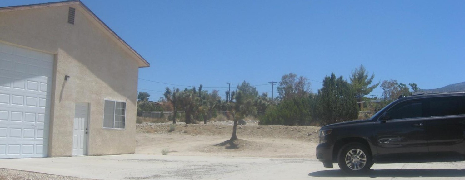 1277 Locust Rd, Pinon Hills CA  92372-9369 exterior