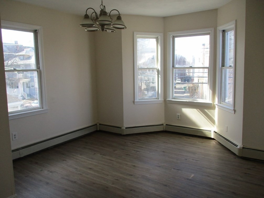 35 Chestnut St, Lynn MA  01902-3039 exterior