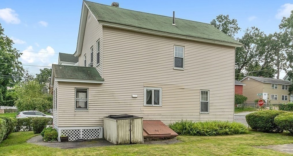 53 B St, Lowell, MA 01851 - MLS 72883363 - Coldwell Banker