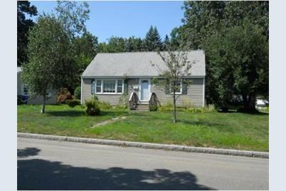 74 Mildred Ave - Photo 1