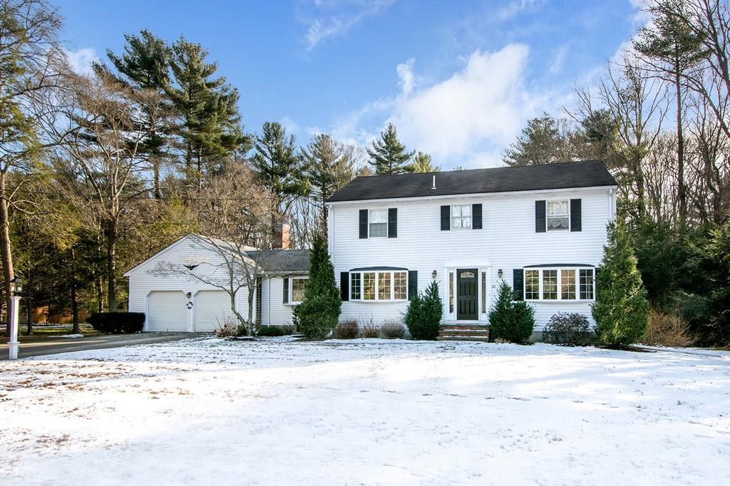 28 Hemlock Dr, Norwell, MA 02061 - MLS 72278319 - Coldwell Banker