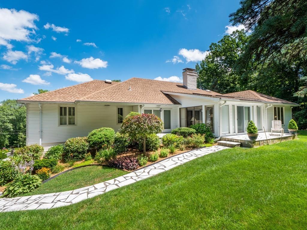 12 Chiltern Hill Dr N, Worcester, MA 01609 MLS 72373332 Coldwell Banker