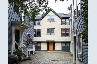 109 River St 2a Cambridge Ma 02139 Mls 72401845 Coldwell Banker