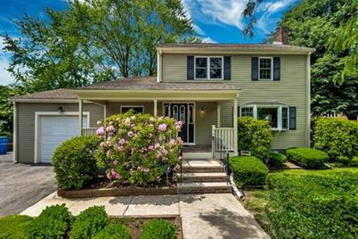 66 Newcastle Road, Belmont, MA 02478 - Photo 1