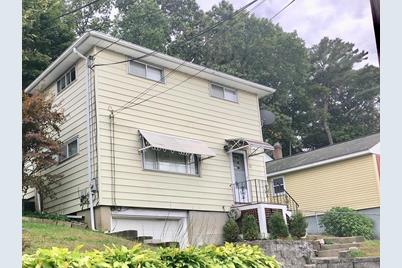 96 Amherst Ave Waltham Ma 02451 Mls 72577978 Coldwell Banker