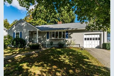 10 Samoset Ln Waltham Ma 02451 Mls 72579789 Coldwell Banker