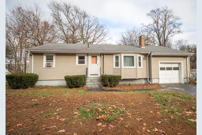 227 Ridgewood Dr Norwood Ma 02062 Mls 72594845 Coldwell Banker