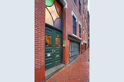18 Garden St #4 - Photo 1