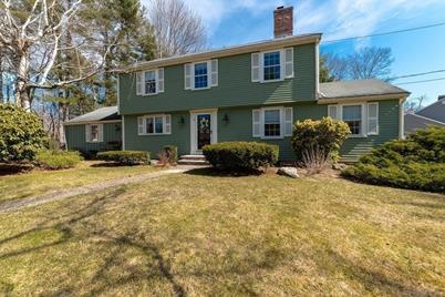 32 Eastway, Reading, MA 01867 - Photo 1