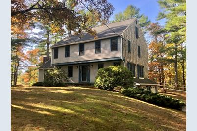 97 College Pond Rd Plymouth Ma 02360 Mls 72754507 Coldwell Banker