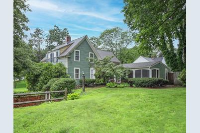 10 Maple Ave - Photo 1