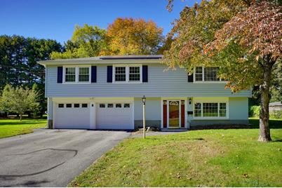 8 Lanewood Avenue - Photo 1