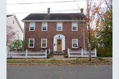 18 Hillside Ave - Photo 1
