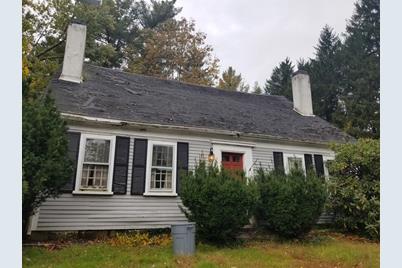 273 Harvard St - Photo 1
