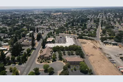 451 Queens Avenue, Yuba City, CA 95991 - Photo 5