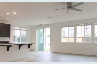 4024 Beechcraft Way, Sacramento, CA 95834 - Photo 5