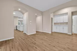 5520 Elkhart St, Sacramento, CA 95835 - Photo 9